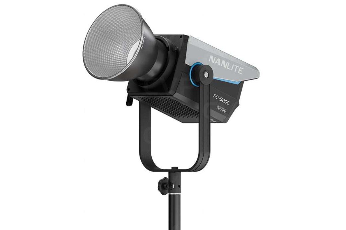 MDA116177529_Imagen_Equipo (6) (4) (19) (4) (9) (4) (3) Foco Led RGBW Nanlite FC-500C - Imagen 1