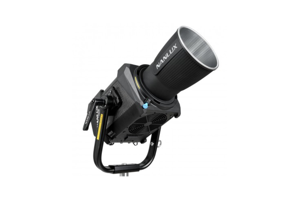 MDA116177529_Imagen_Equipo (6) (4) (7) Foco Nanlux Evoke 1200B Bi-color Spot Light - Imagen 1